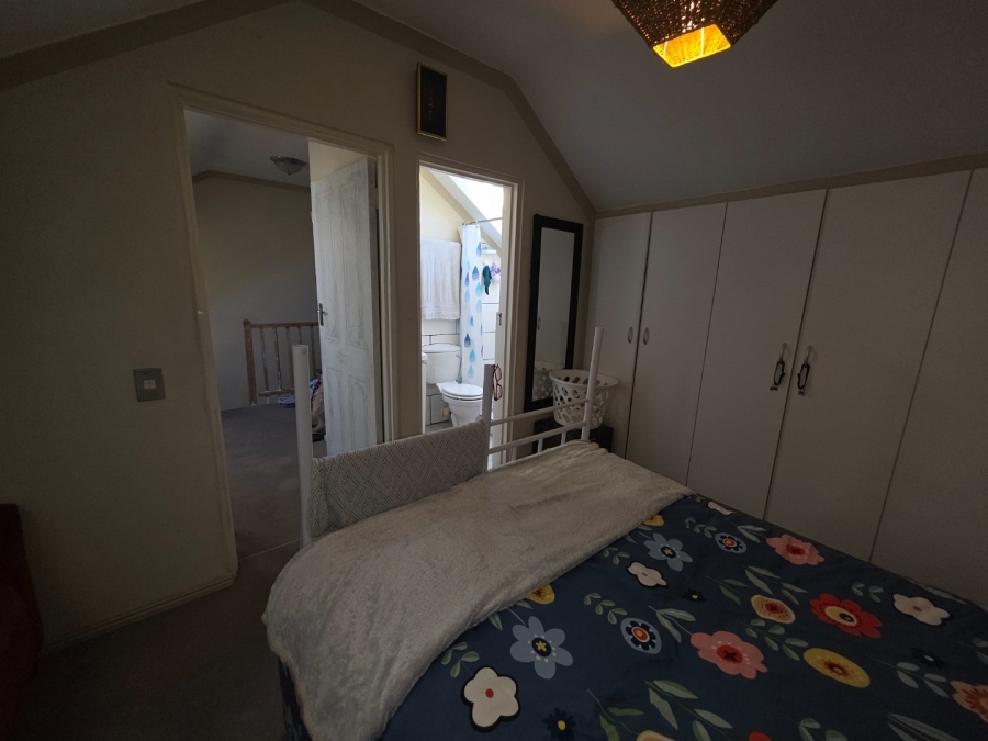 3 Bedroom Property for Sale in Parklands Western Cape